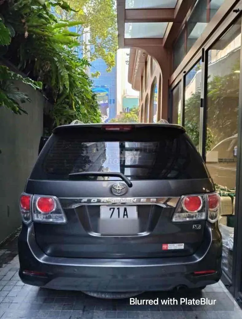 Toyota Fortuner 2014 photo 2
