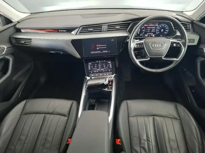 Audi E-Tron 2022 photo 3