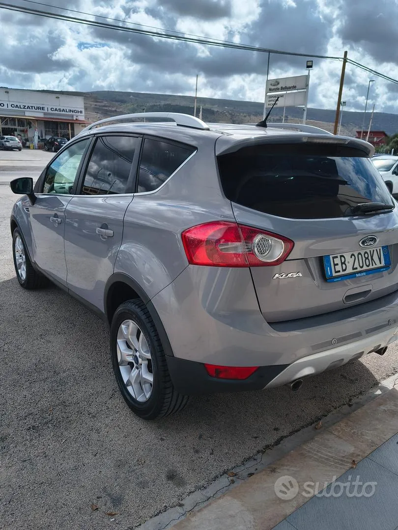 Ford Kuga 2011 photo 5