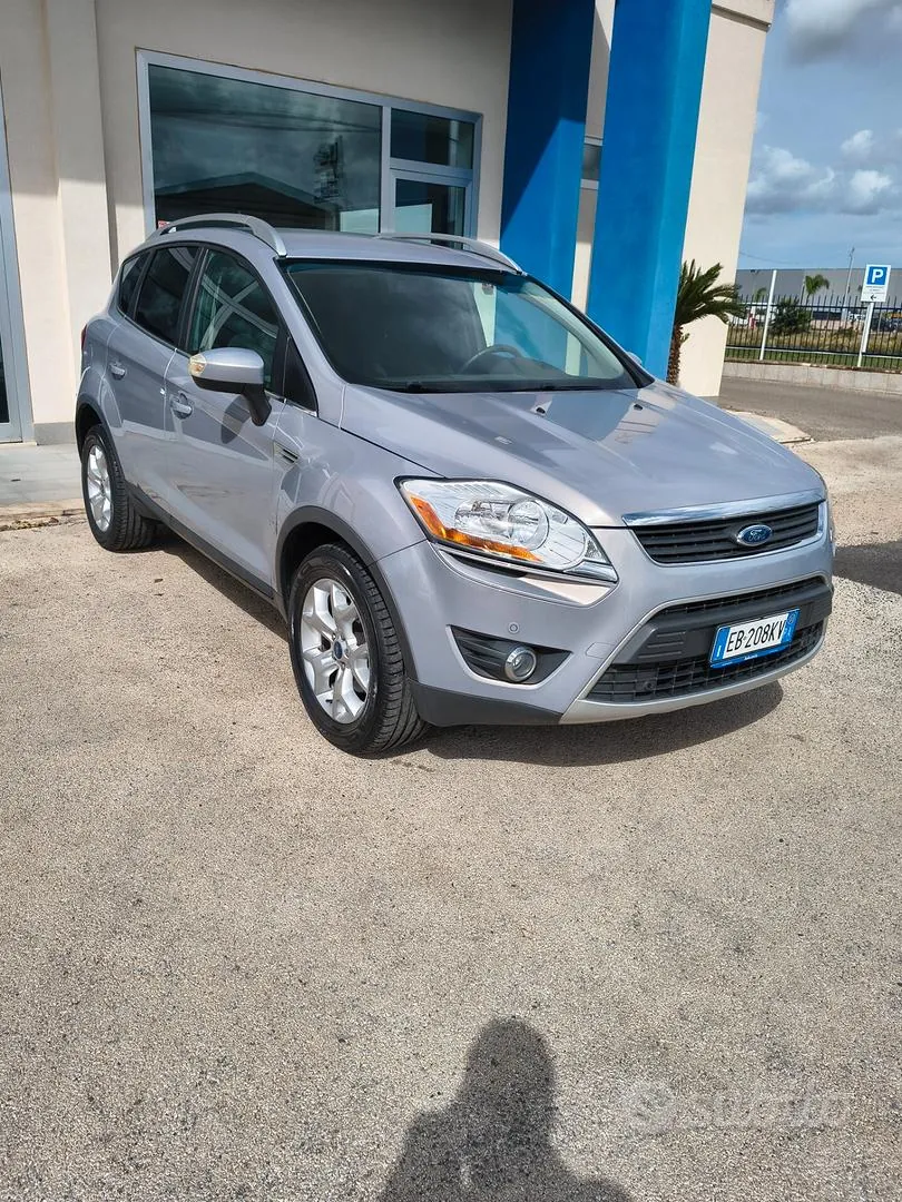 Ford Kuga 2011 photo 2