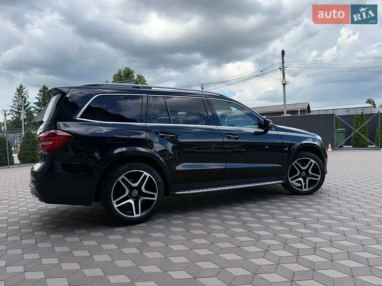 Mercedes-Benz Gls-Class 2016 photo 3