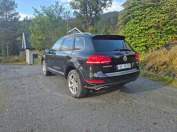 Volkswagen Touareg 2012 photo 3