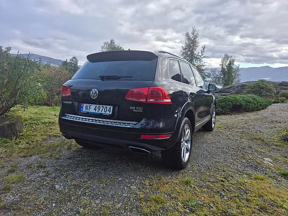 Volkswagen Touareg 2012 photo 4