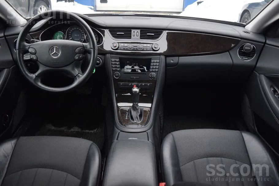 Mercedes-Benz Cls350 2005 photo 2