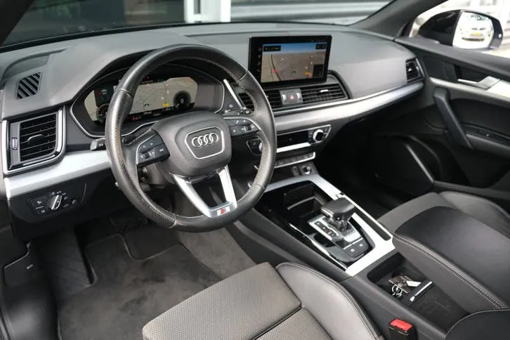 Audi Q5 2023 photo 3