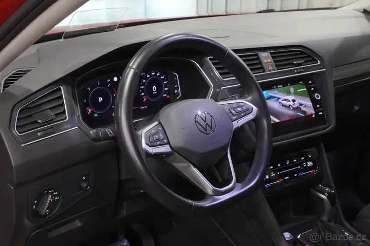 Volkswagen Tiguan Allspace 2023 photo 5