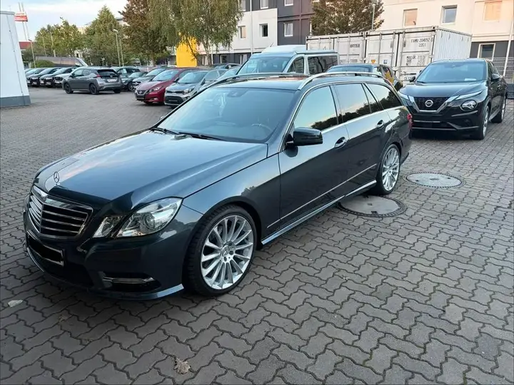 Mercedes-Benz E250 Cgi