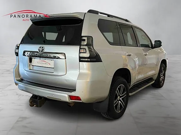 Toyota Land Cruiser 2021 photo 5
