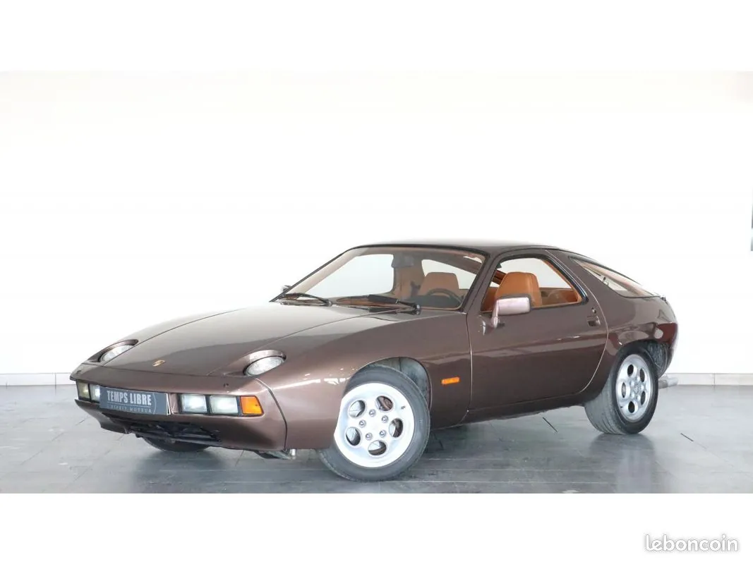 Porsche 928