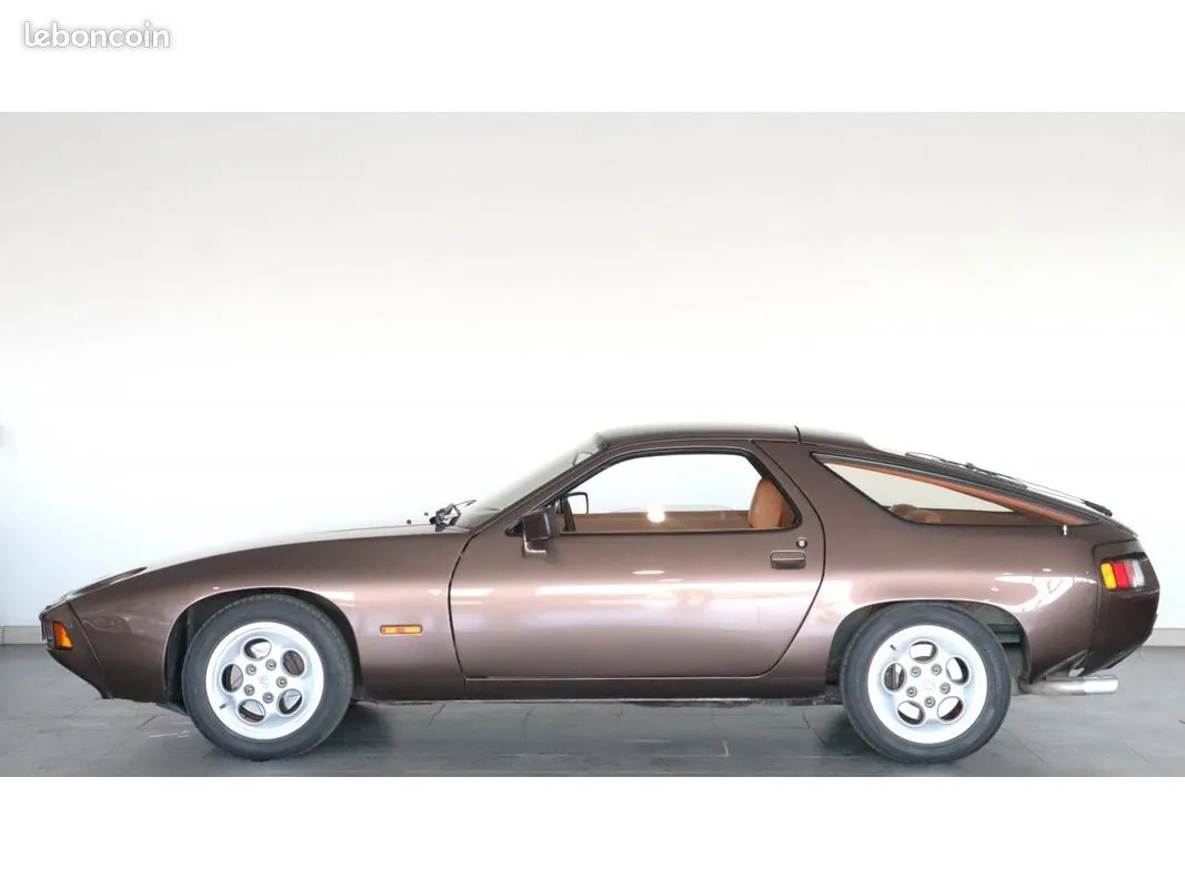 Porsche 928 1978 photo 2