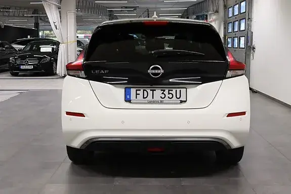 Nissan Leaf 2023 photo 5