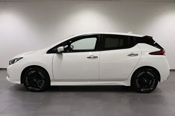 Nissan Leaf 2023 photo 3