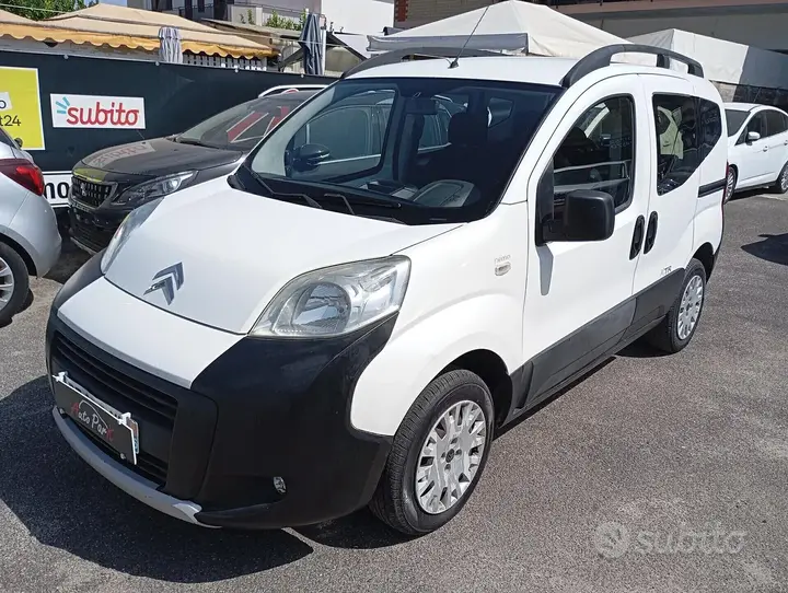 Citroen Nemo 2012 photo 2