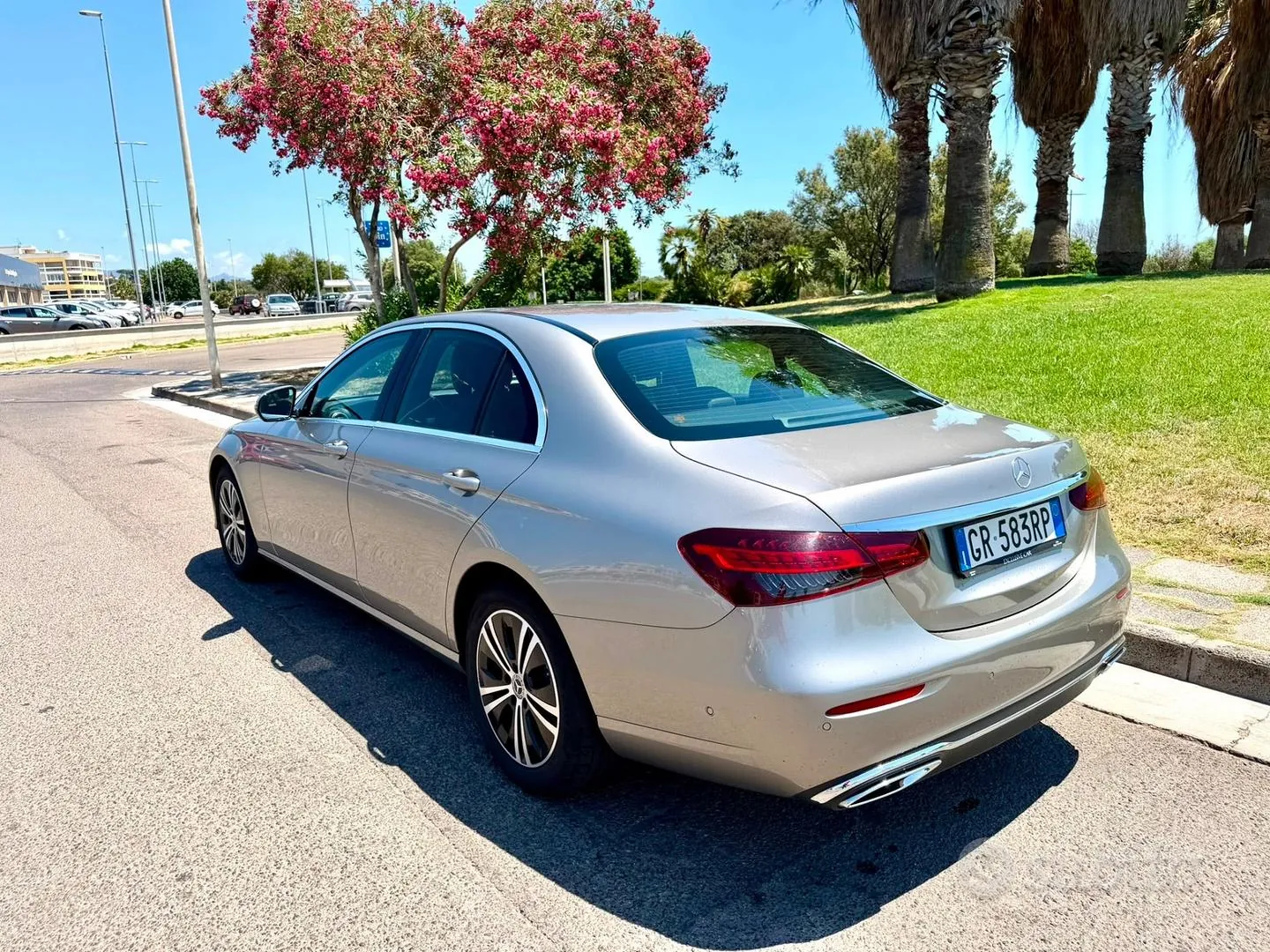 Mercedes-Benz E-Class 2021 photo 5