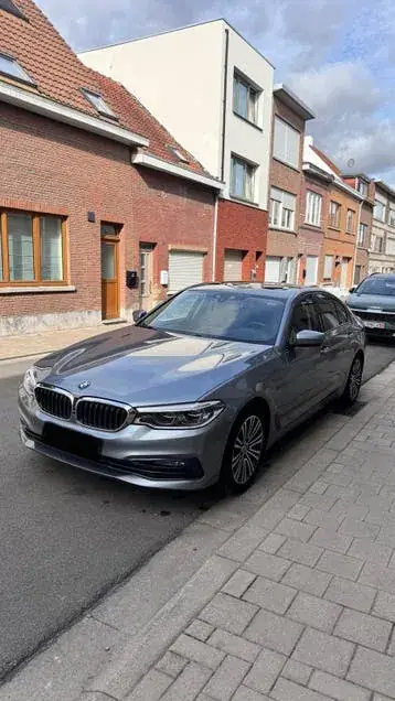 BMW 530E