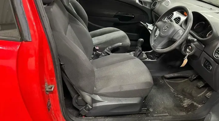 Vauxhall Corsa 2010 photo 5