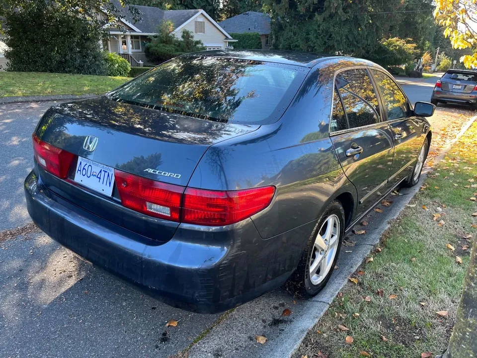 Honda Accord 2005 photo 3