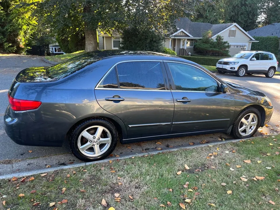 Honda Accord 2005 photo 4