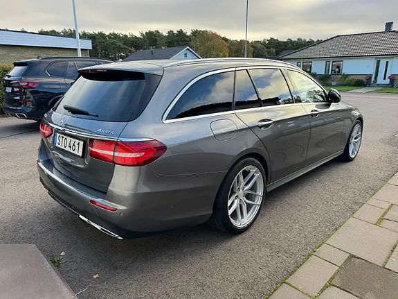 Mercedes-Benz E220 2020 photo 3