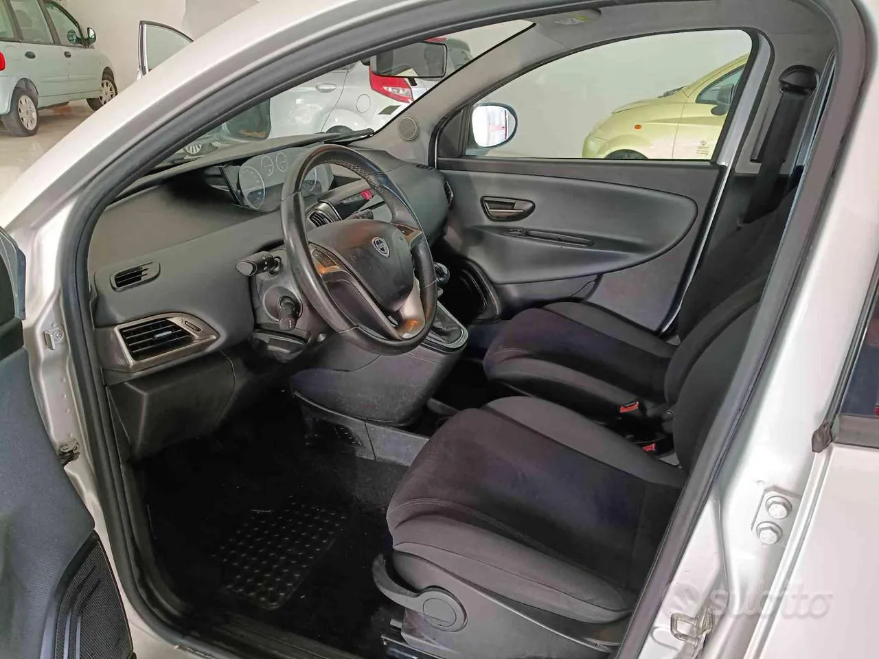 Lancia Ypsilon 2014 photo 5