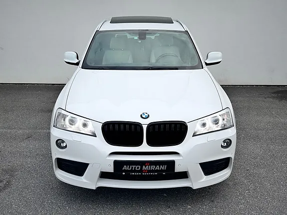 BMW X3 2013 photo 2