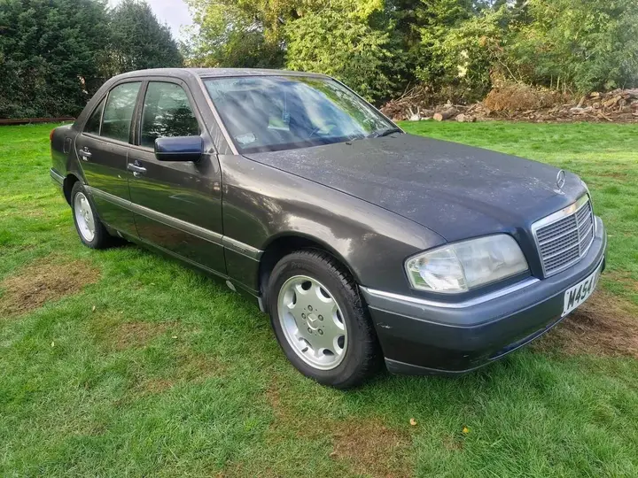 Mercedes-Benz C-Class 1994 photo 3