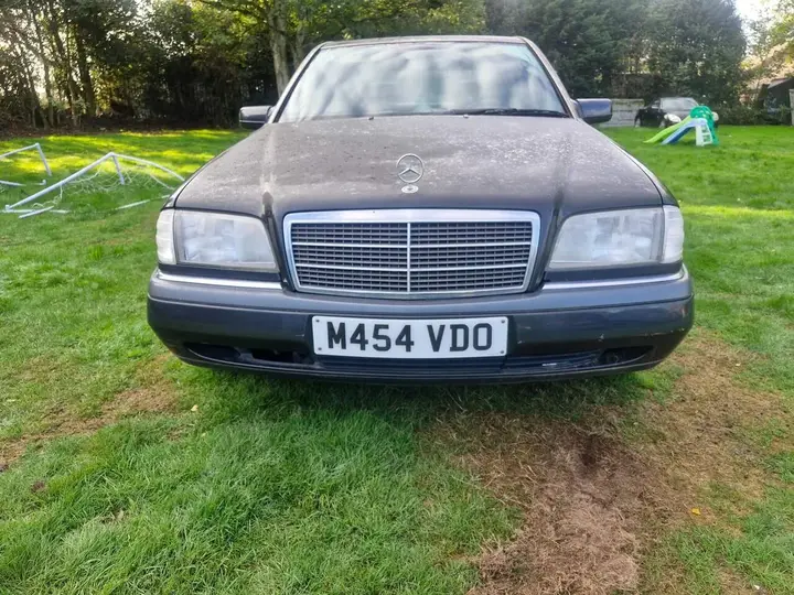 Mercedes-Benz C-Class 1994 photo 2
