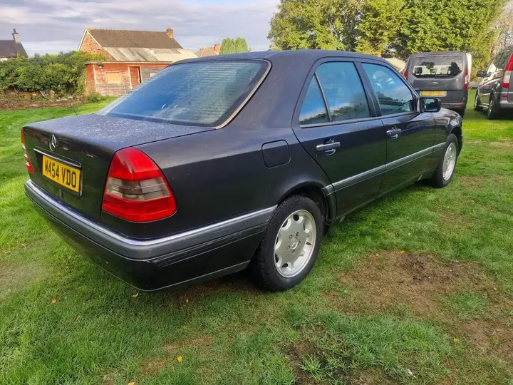 Mercedes-Benz C-Class 1994 photo 4