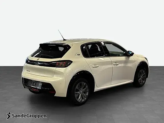 Peugeot E-208 2022 photo 5