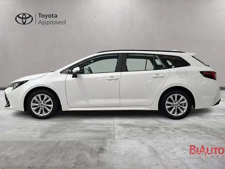 Toyota Corolla Touring Sports 2023 photo 3