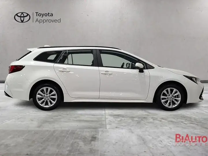 Toyota Corolla Touring Sports 2023 photo 4