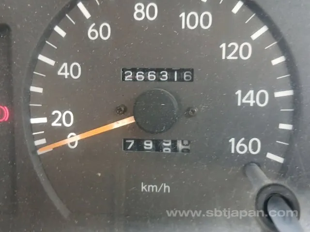 Toyota Dyna 1995 photo 4