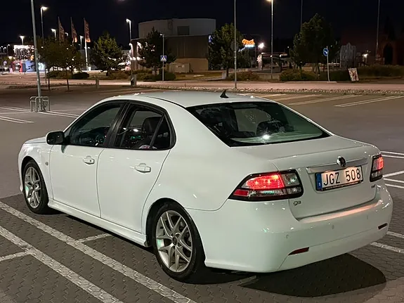 Saab 9-3 2011 photo 4