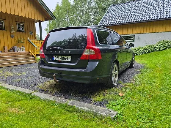 Volvo V70 2011 photo 3