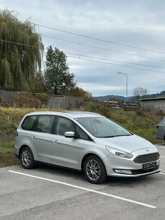 Ford Galaxy 2016 photo 2