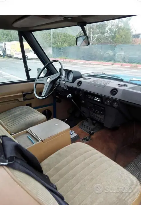 Land Rover Range Rover 1975 photo 5