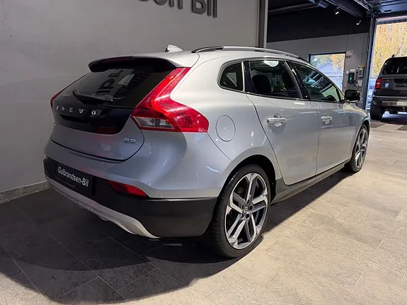 Volvo V40 Cross Country 2013 photo 5
