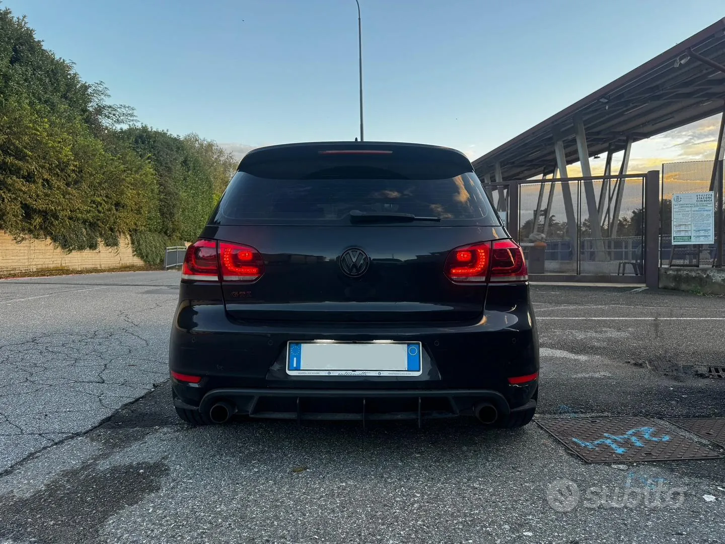 Volkswagen Golf Gti 2010 photo 3