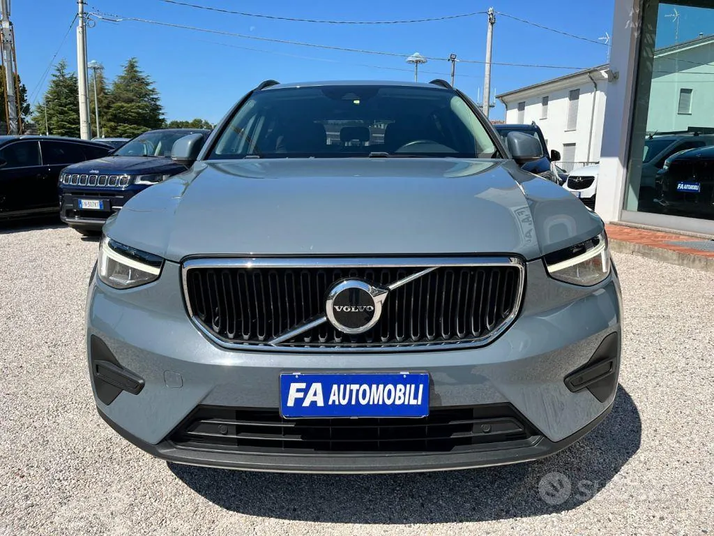 Volvo Xc40 2022 photo 3