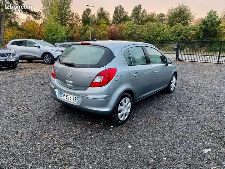 Opel Corsa 2013 photo 4