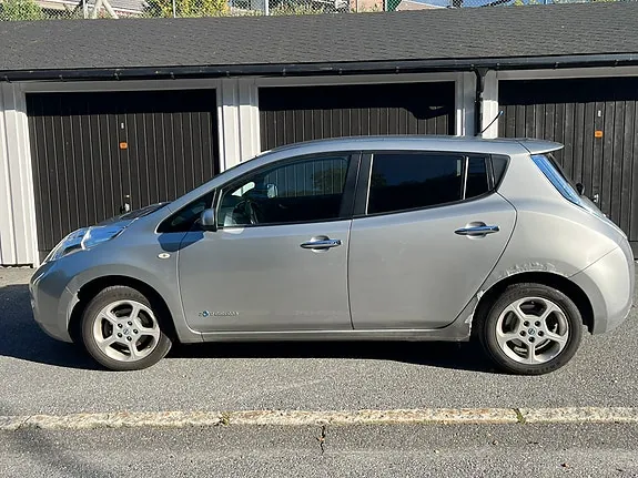 Nissan Leaf 2014 photo 4