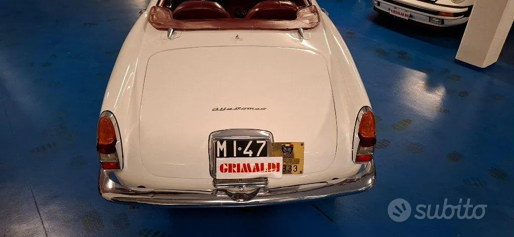 Alfa Romeo 2000 Spider 1960 photo 5