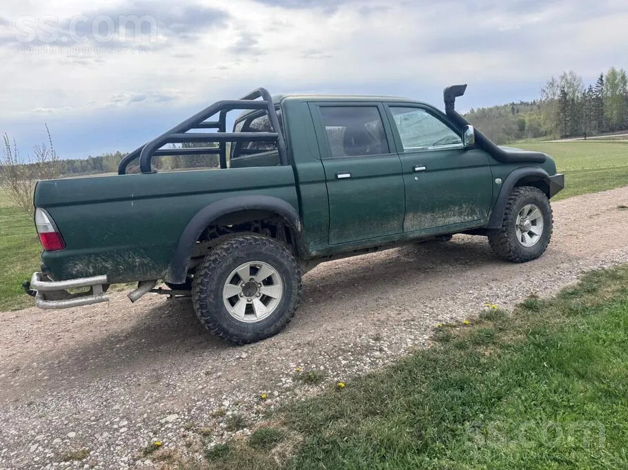 Mitsubishi L200 2005 photo 4