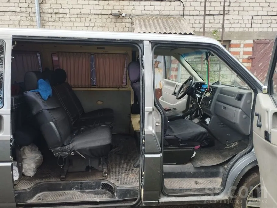 Volkswagen Transporter T4 2001 photo 4