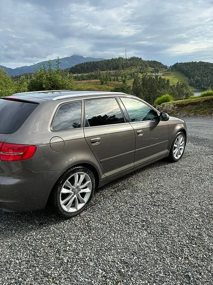 Audi A3 2011 photo 2
