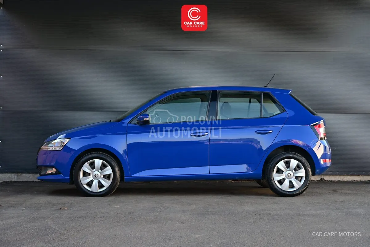 Skoda Fabia 2021 photo 2
