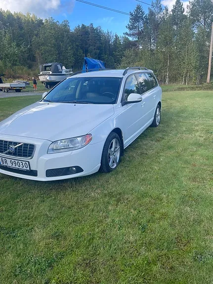 Volvo V70 2009 photo 3