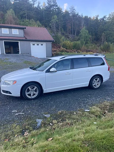 Volvo V70 2009 photo 5