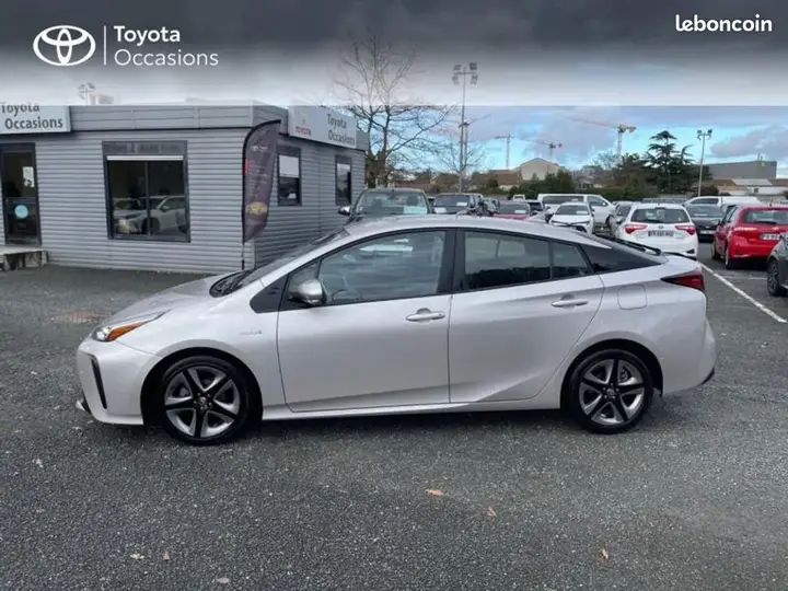 Toyota Prius 2020 photo 3