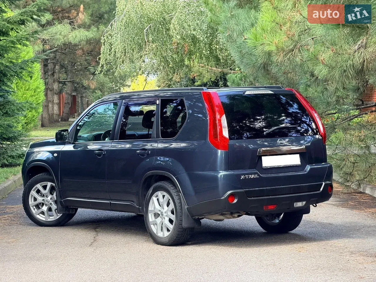 Nissan X-Trail 2012 photo 2